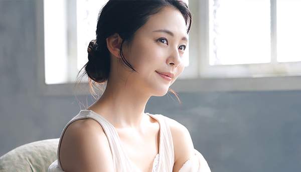 女性の写真